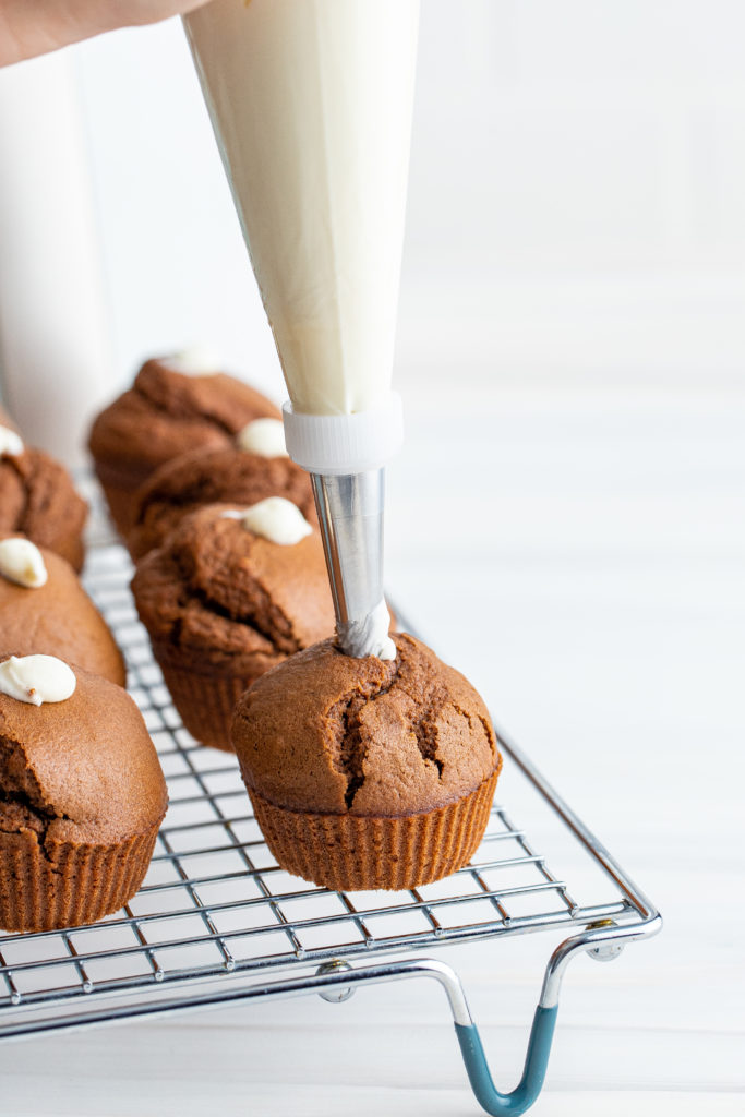 How to Make Hostess Cupcakes